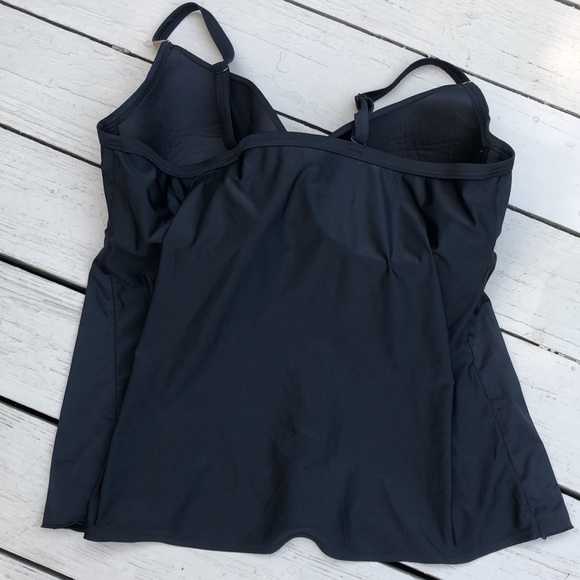 NWOT CACIQUE Balconette Swim Black Tankini top
Gold Hardware Built in Bra 44DDD - Picture 5 of 16